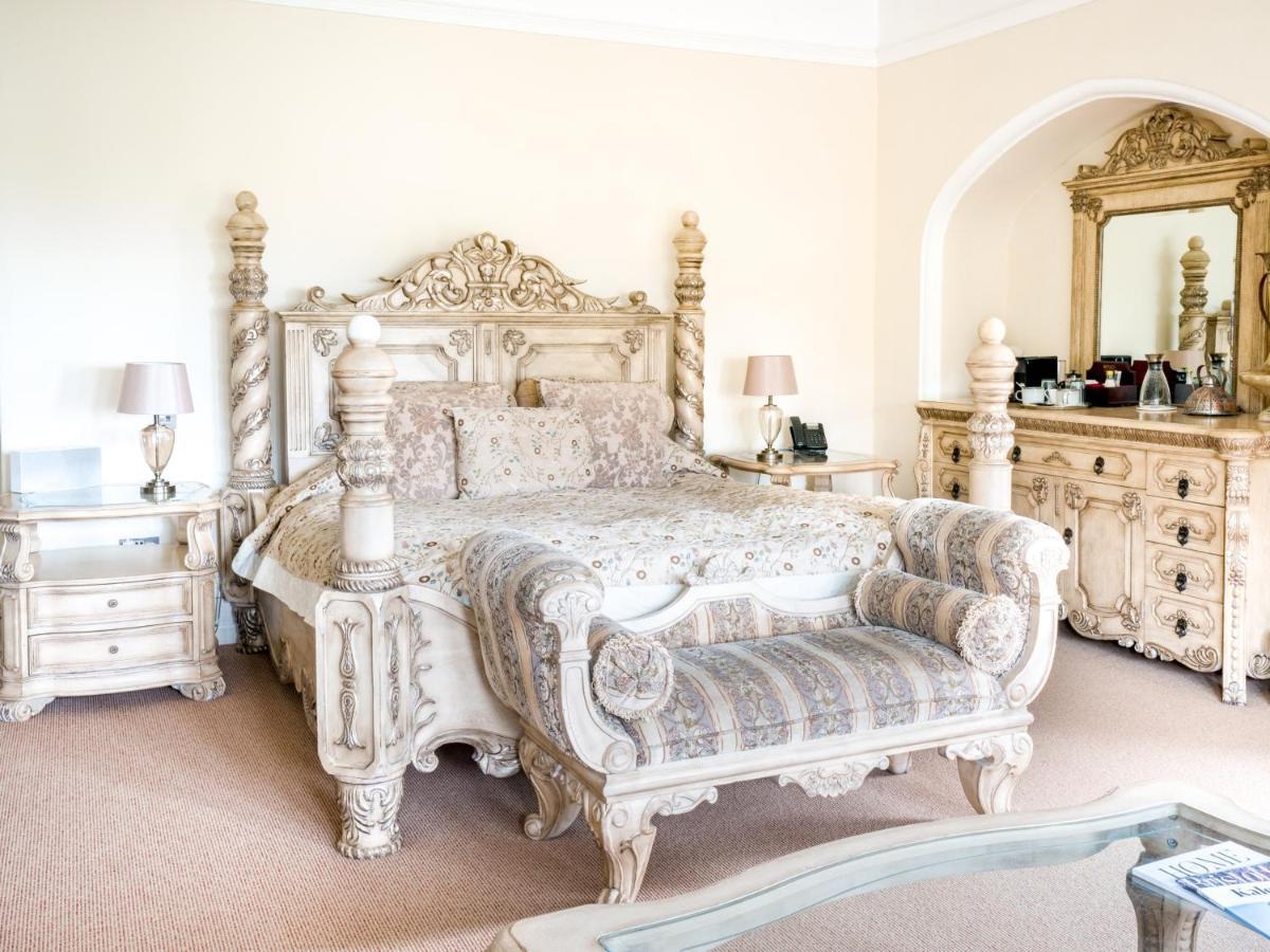 Berwick Lodge Алмондсбери Экстерьер фото
