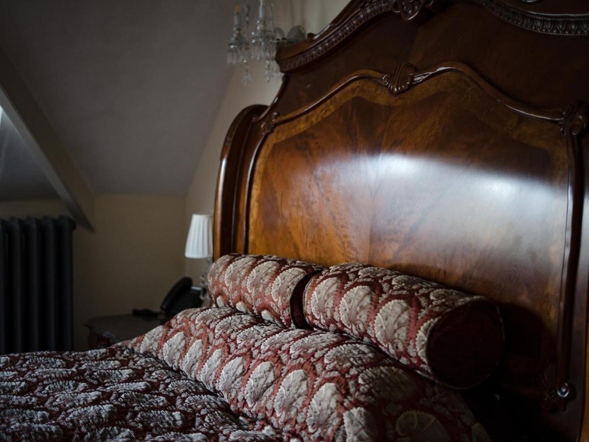 Berwick Lodge Алмондсбери Экстерьер фото